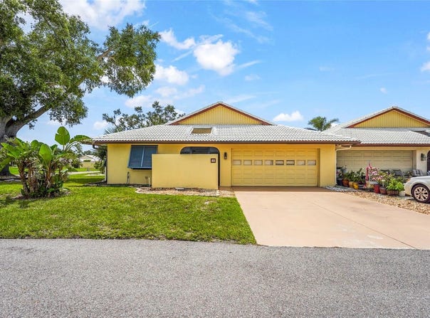 20 IDLE SANDS DRIVE, VENICE, FL 34293