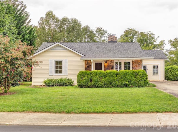 103 S Main Street, Weaverville, NC 28787