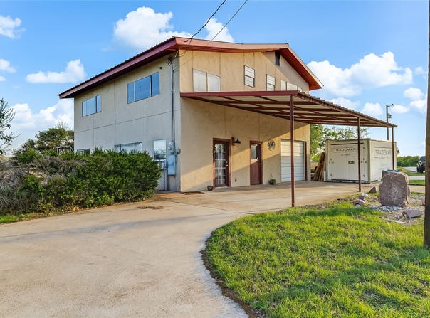 288 Ballard ST, Tow, TX 78672
