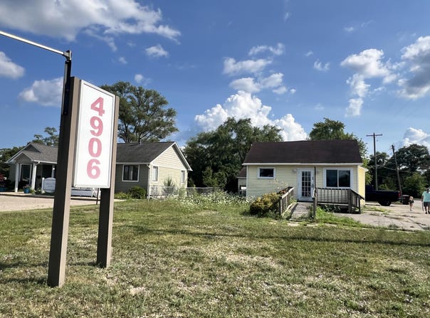 4906 E Pickard Street, Mount Pleasant, MI 48858
