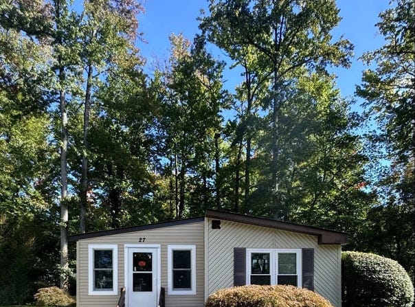 27 Hemming Way Drive, North Brunswick, NJ 08902