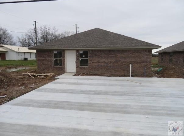 812 S Merrill, New Boston, TX 75570