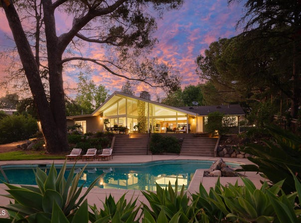 5445 La Crescenta Avenue, La Crescenta, CA 91214