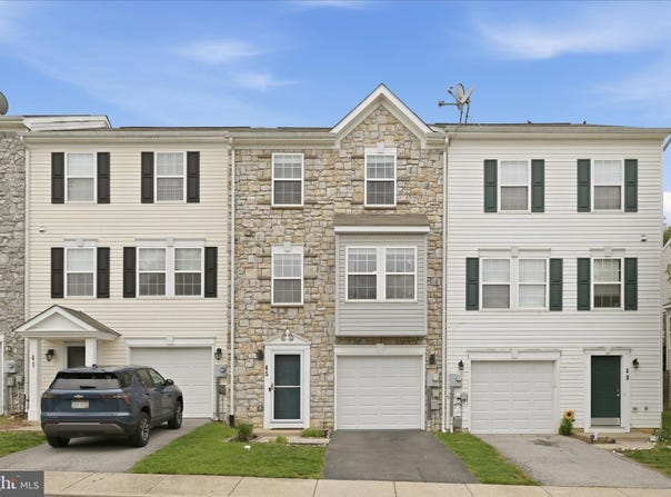 45 ELDON Drive, CHARLES TOWN, WV 25414
