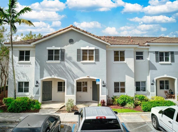 2954 SE 15th Ter, Homestead, FL 33035