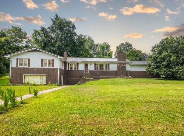 1160 Bethel Avenue, Mammoth Spring, AR 72554