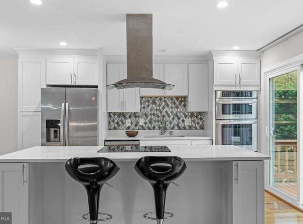 4652 LUXBERRY DRIVE, FAIRFAX, VA 22032