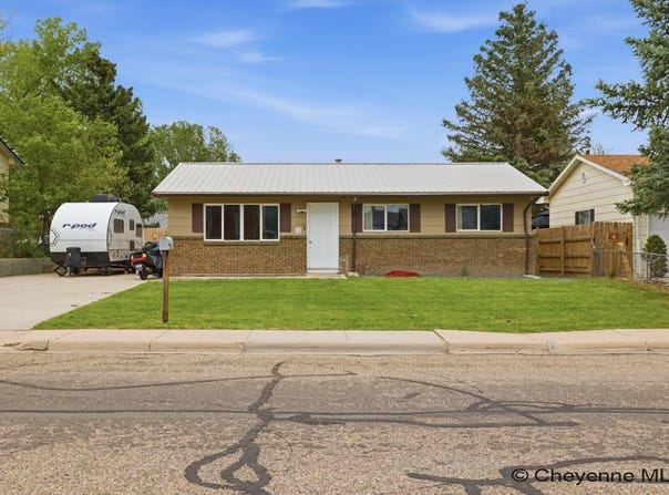 4759 MAPLE WY, Cheyenne, WY 82009