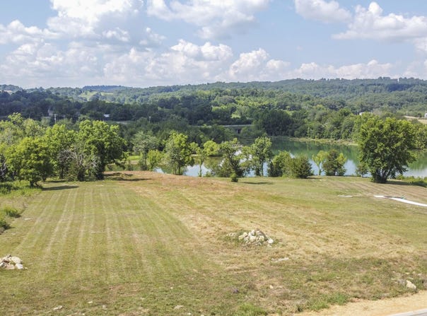 Waterfront Knl, Sharps Chapel, TN 37866