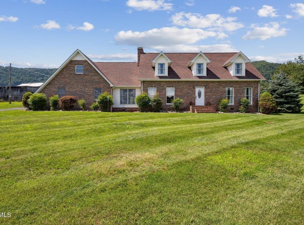 6929 Finney Road, Honaker, VA 24260