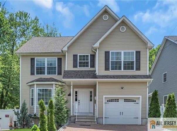 161 Metuchen Avenue, Woodbridge Proper, NJ 07095