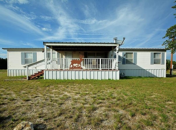22874 Ranch Rd 385, Harper, TX 78631