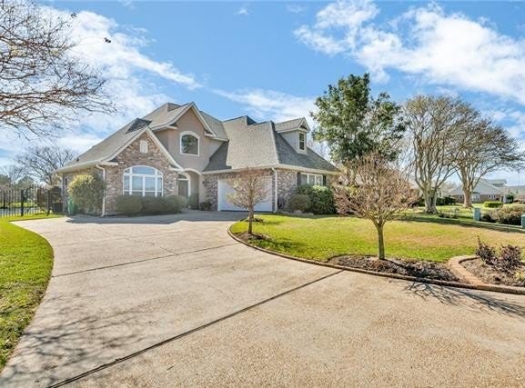 121 LAKEWOOD Drive, La Place, LA 70068