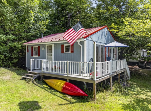 121 Bassett Landing, West Gardiner, ME 04345