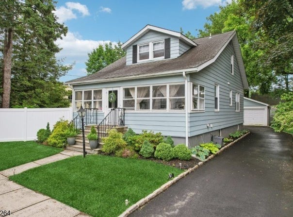 187 Vassar Ave, Union Twp., NJ 07083-8843