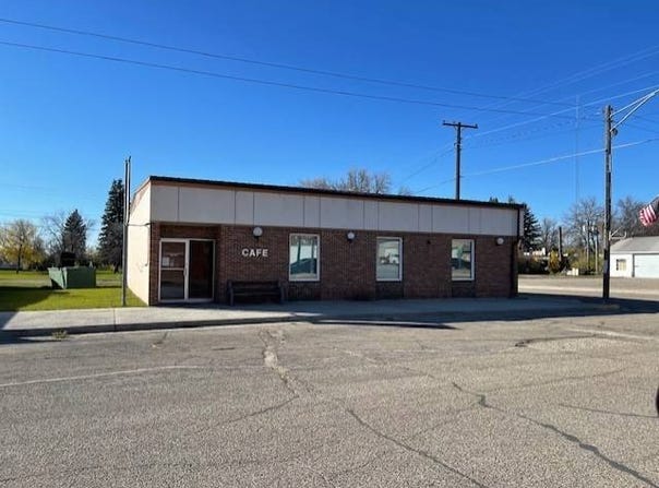 215 Main St, Rolette, ND 58366