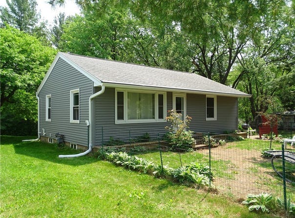 3629 Valley View Place, Eau Claire, WI 54701
