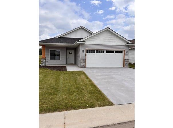25845 Emerson Court, Wyoming, MN 55092