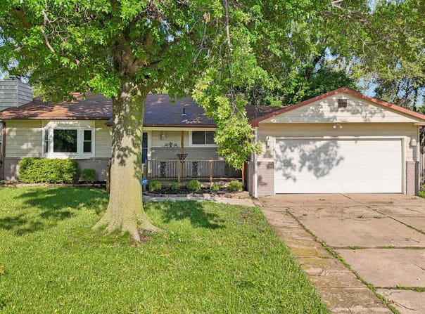 1713 N Terry Ln, Andover, KS 67002