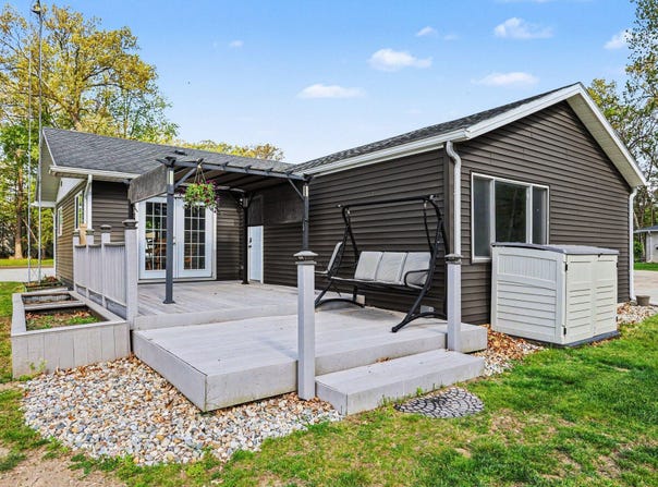 291 Audell Drive, Brooklyn, MI 49230