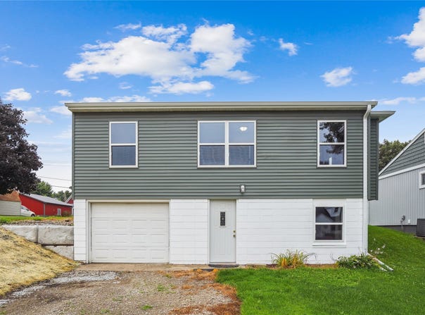 405 2nd Avenue, Melbourne, IA 50161