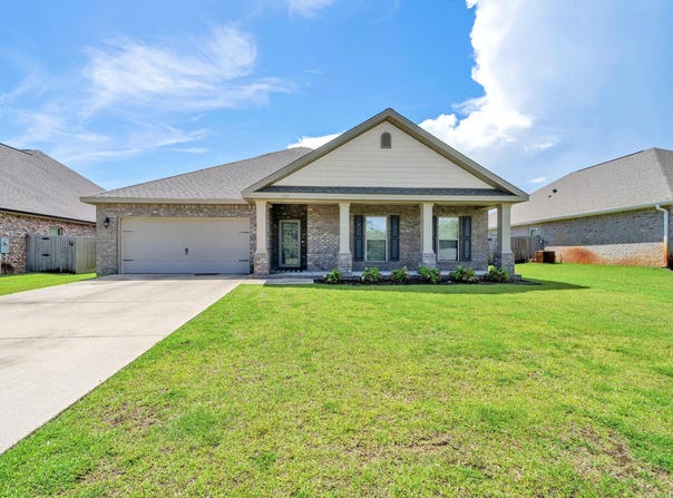 3527 Turquoise Drive, Navarre, FL 32566