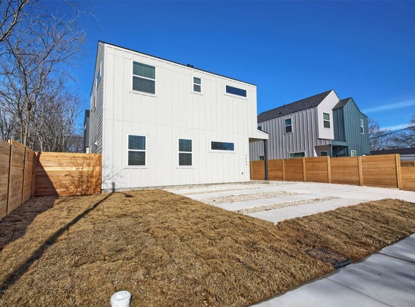 1106 Begonia TER, Austin, TX 78741