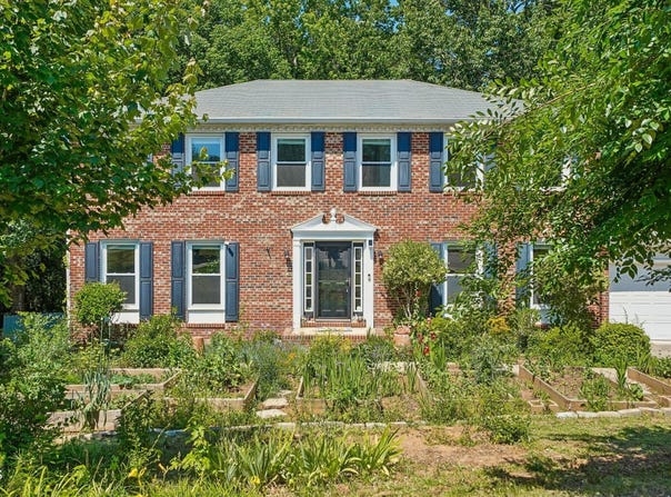 100 Lost Tree Lane, Cary, NC 27513