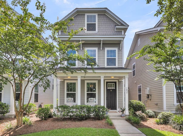 1037 Ashley Garden Boulevard, Charleston, SC 29414