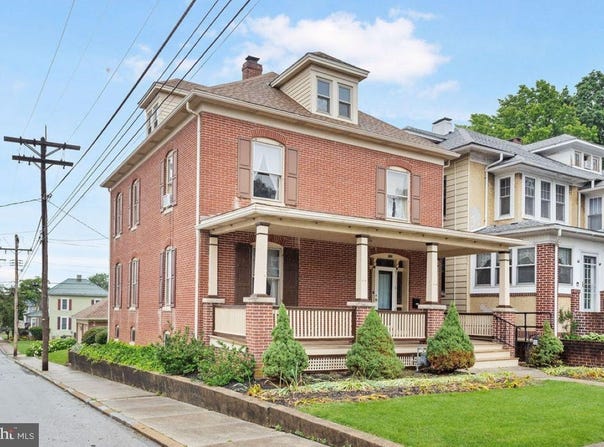 31 4TH STREET, HANOVER, PA 17331