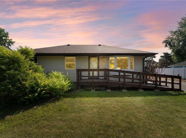 5572 Aldine Street, Shoreview, MN 55126