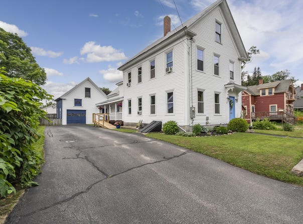 2 School Street, Bridgton, ME 04009