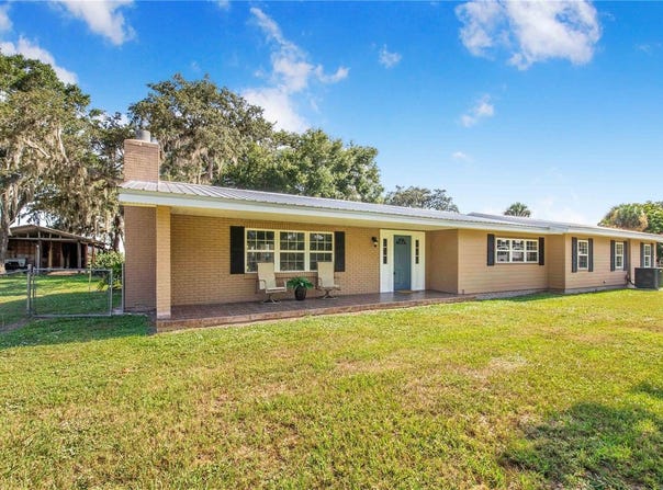 4854 E HINSON AVENUE, HAINES CITY, FL 33844