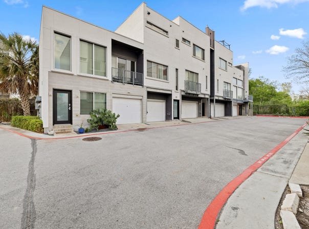 4801 S Congress Ave, Austin, TX 78745