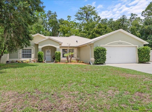 4024 Red Pine Ln, St Augustine, FL 32086