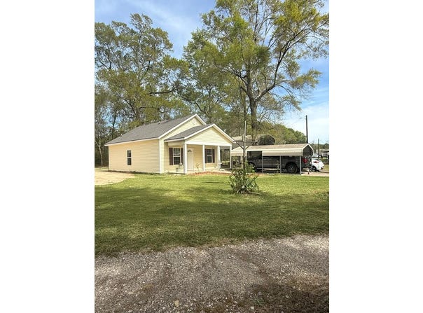 274 CR 851, Buna, TX 77612