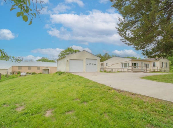 17954 510th Street, Chariton, IA 50049