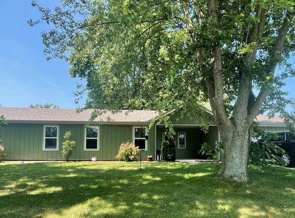 2088 N 150 E, La Porte, IN 46350