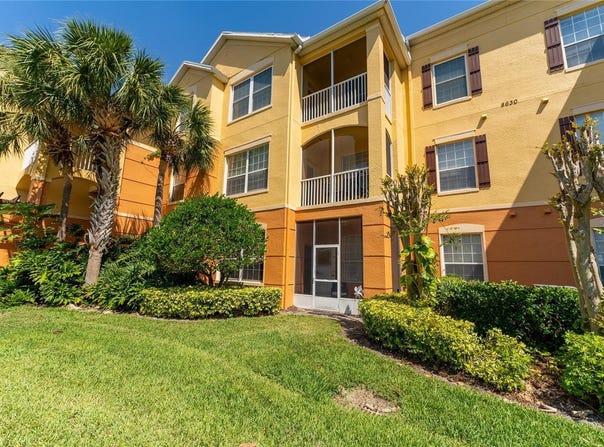 8630 BUCCILLI DRIVE, ORLANDO, FL 32829