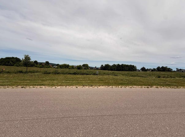 Betty Marie Way lot: 12, Merrimac, WI 53561