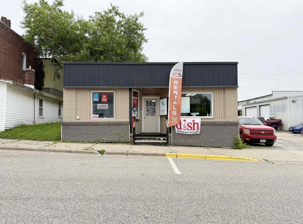 212 W 7TH STREET, Neillsville, WI 54454