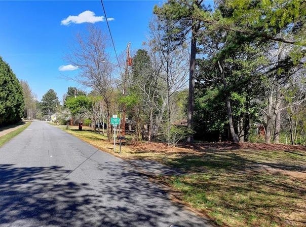 962 Scales Road, Suwanee, GA 30024
