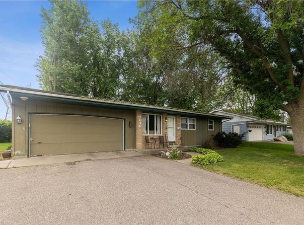 1640 6th Avenue W, Shakopee, MN 55379