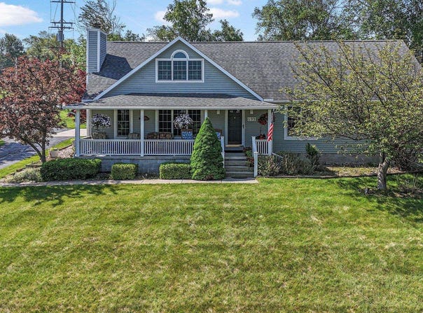 699 Harbor Drive, Manistee, MI 49660