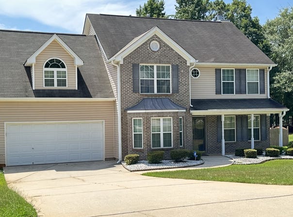 136 Peachtree Glenn Drive, Ellenwood, GA 30294