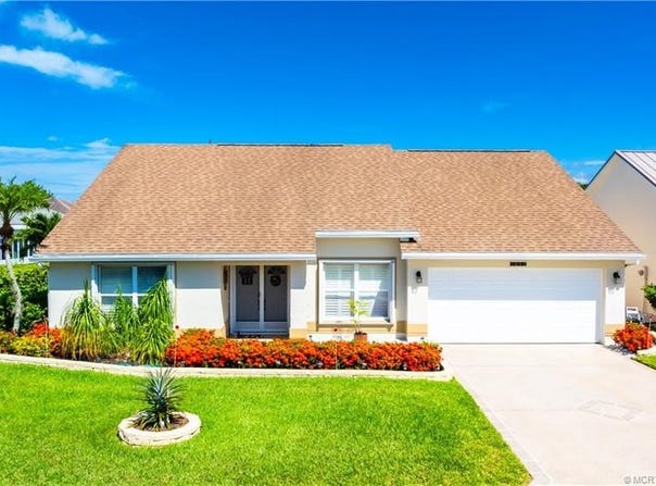 1040 NW Tuscany Drive, Port St Lucie, FL 34986
