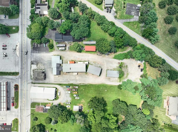 7685 LINCOLN HIGHWAY, ABBOTTSTOWN, PA 17301