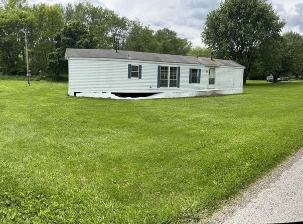 665 Superior Rd, Derry Twp, PA 15627