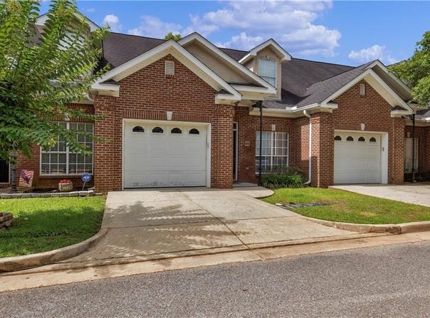 211 West Drive, Mobile, AL 36608
