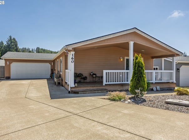 160 SE WHALESONG DR, Depoe Bay, OR 97341